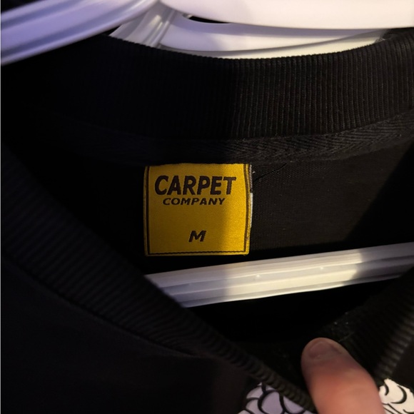 Carpet company dripped sheep tee. - Picture 2 of 2